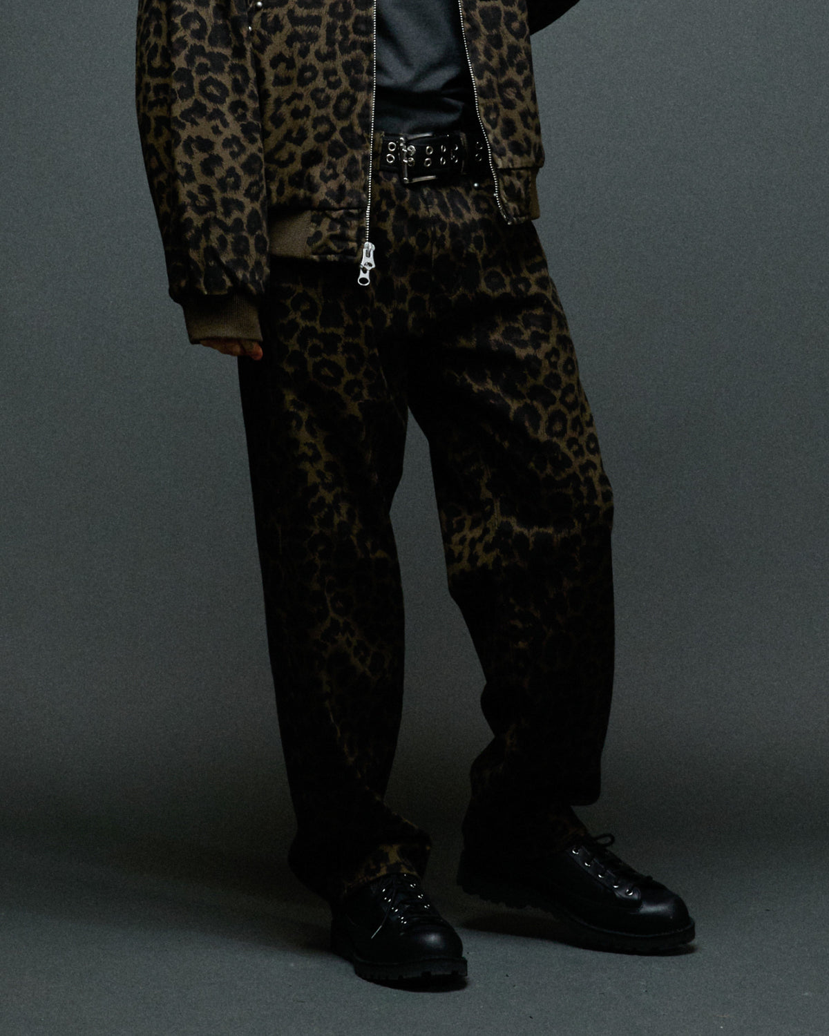 obey-studded-boxcar-straight-leg-dm-dark-leopard