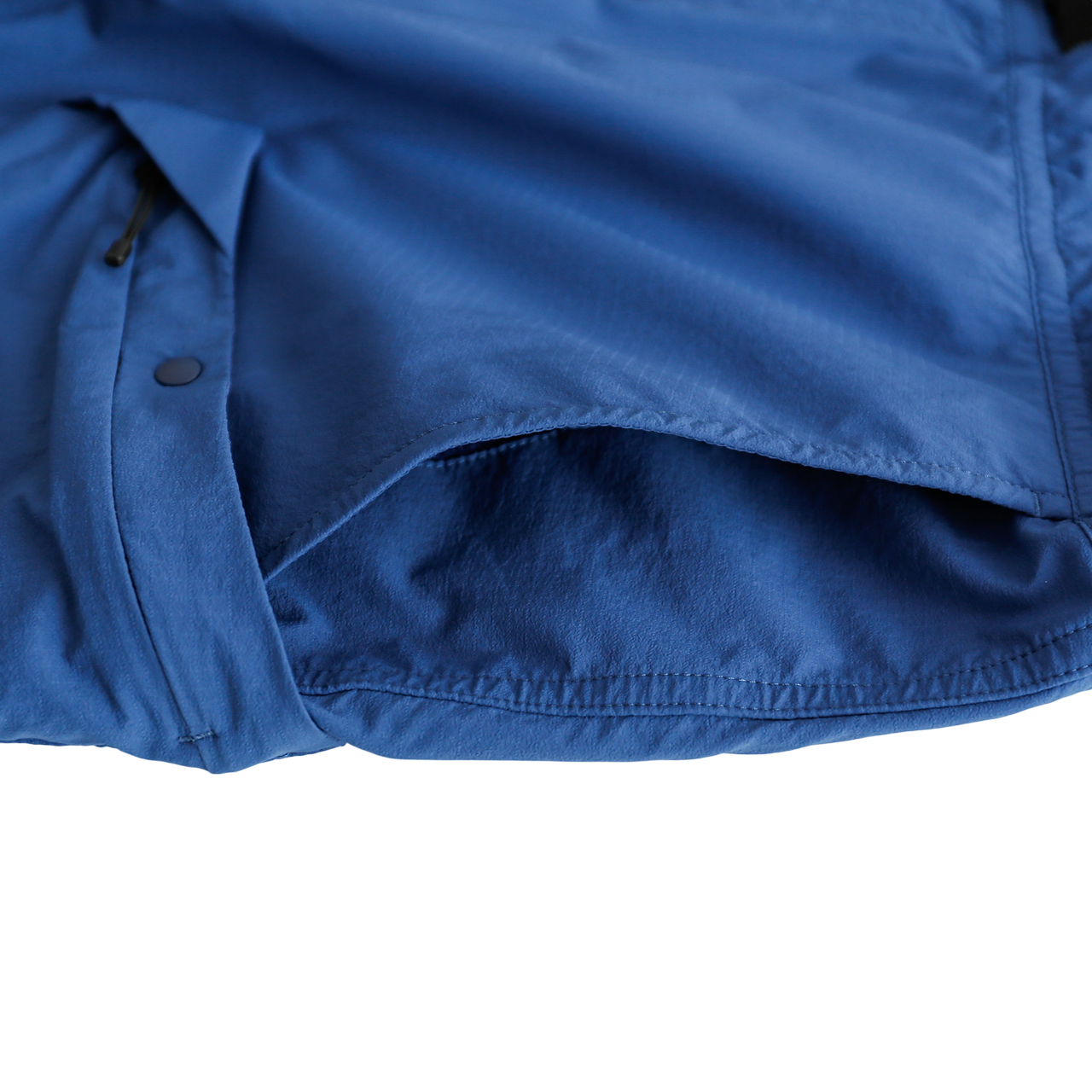 Light Cargo Shorts | Blue