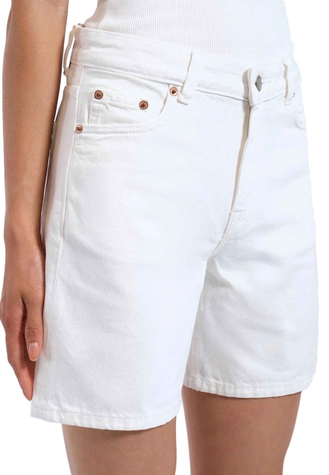 Arch Shorts - White