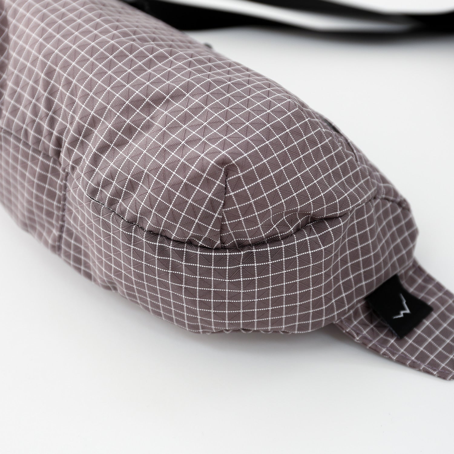 Grid Fanny | Red Bean