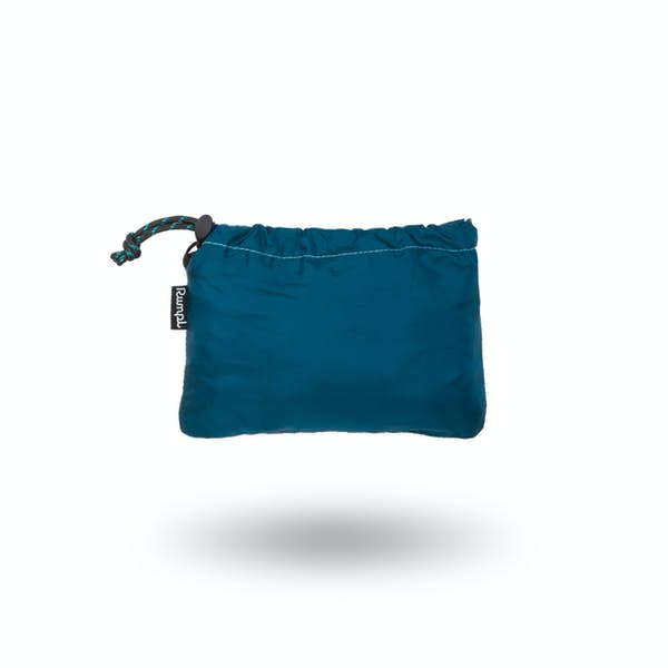 The Stuffable Pillowcase - Black - Rumpl Canada