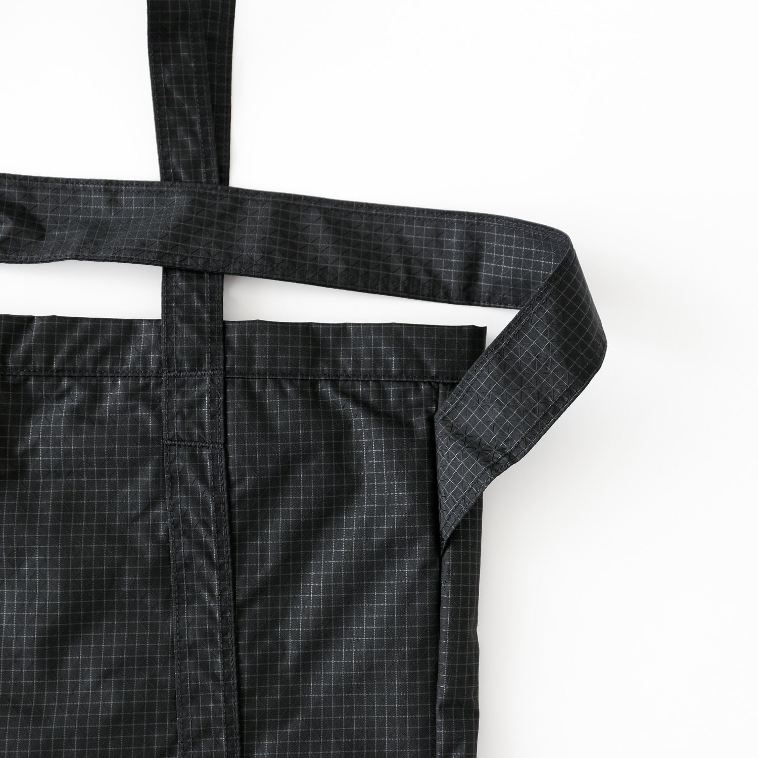 Trail Tote | Grid Black