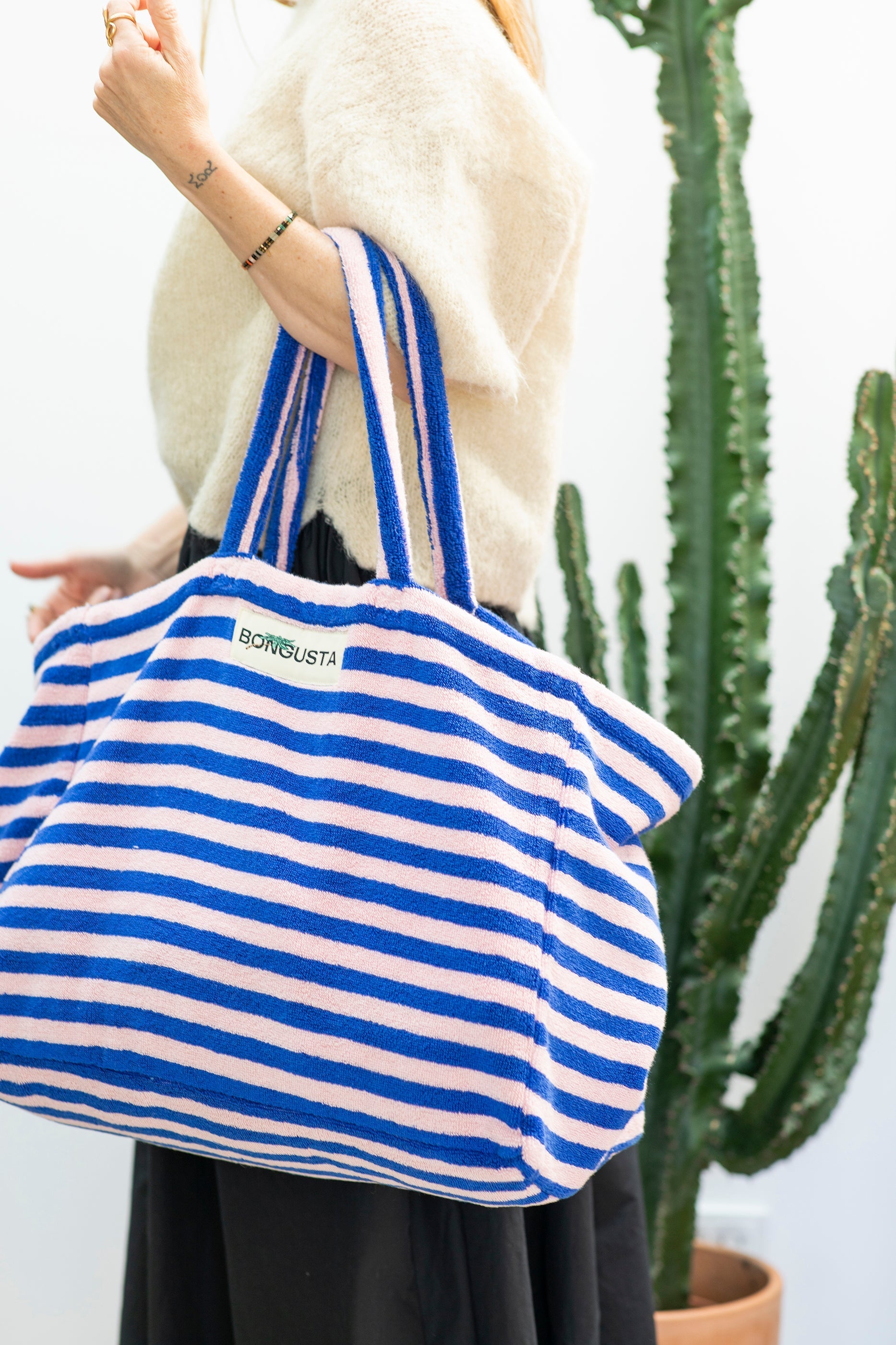 Naram Weekend Bag, dazzling blue & rose