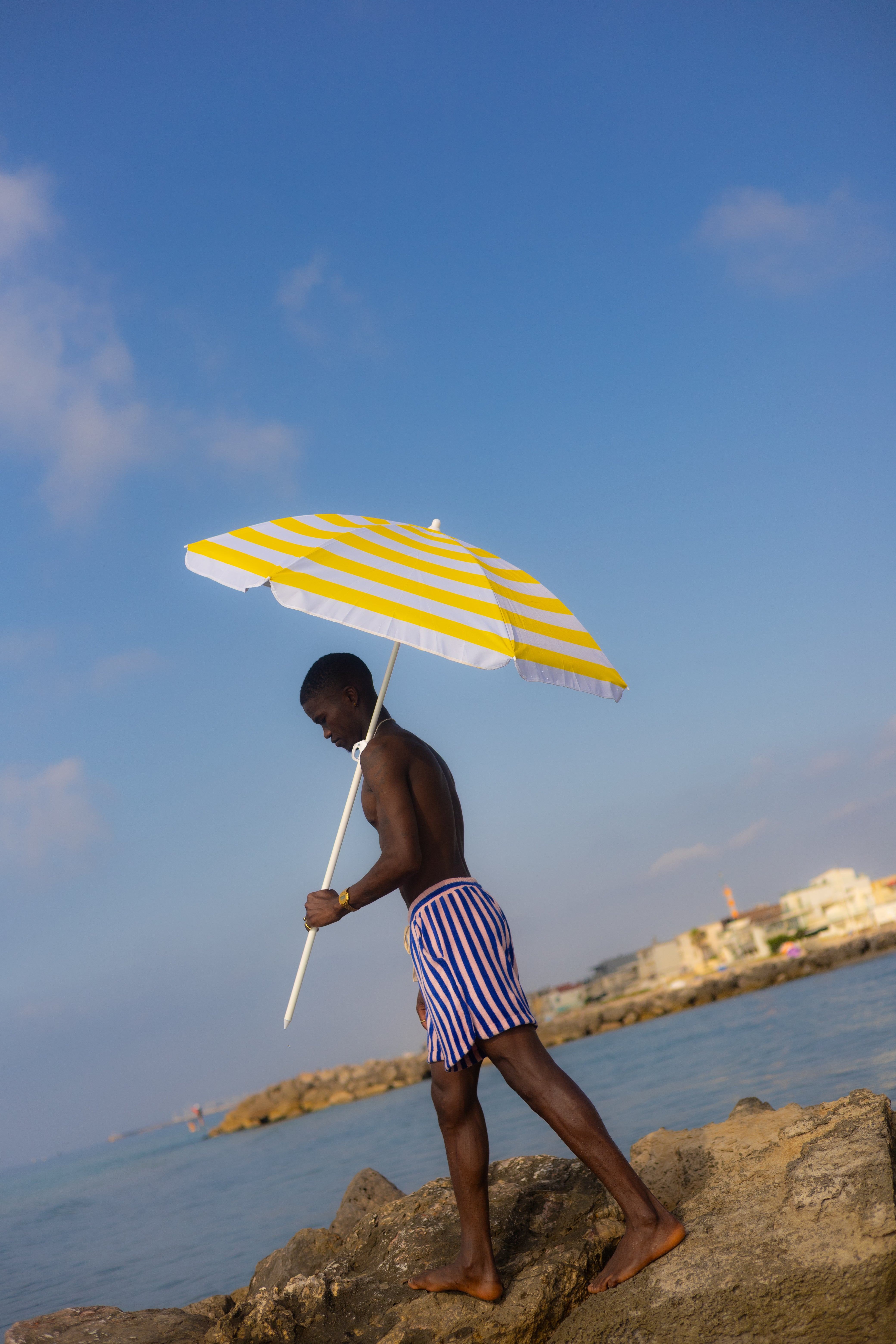 Naram Shorts, dazzling blue & rose