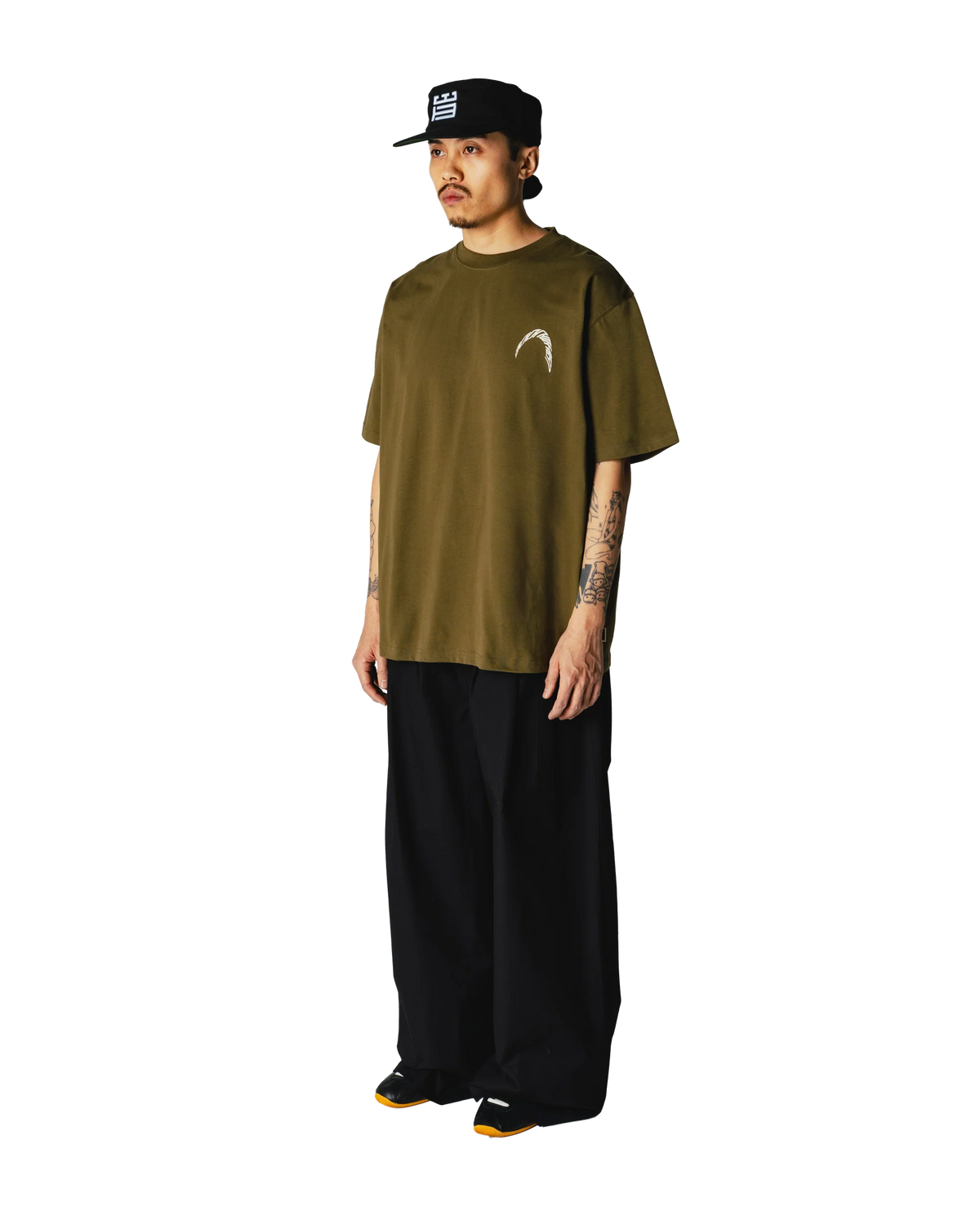 Baine Warp Tee | Dark Olive