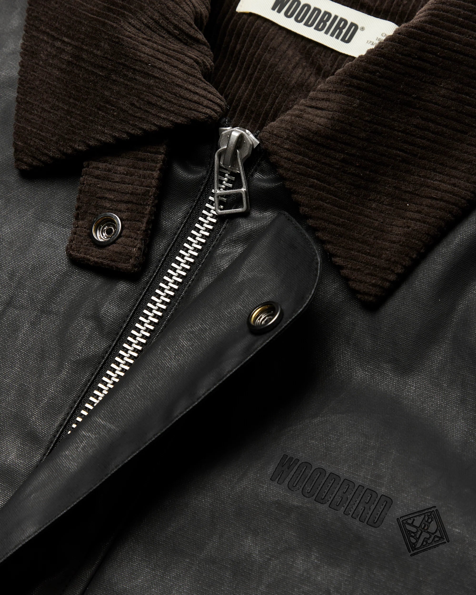 Ping Waxed Short Jacket | Black