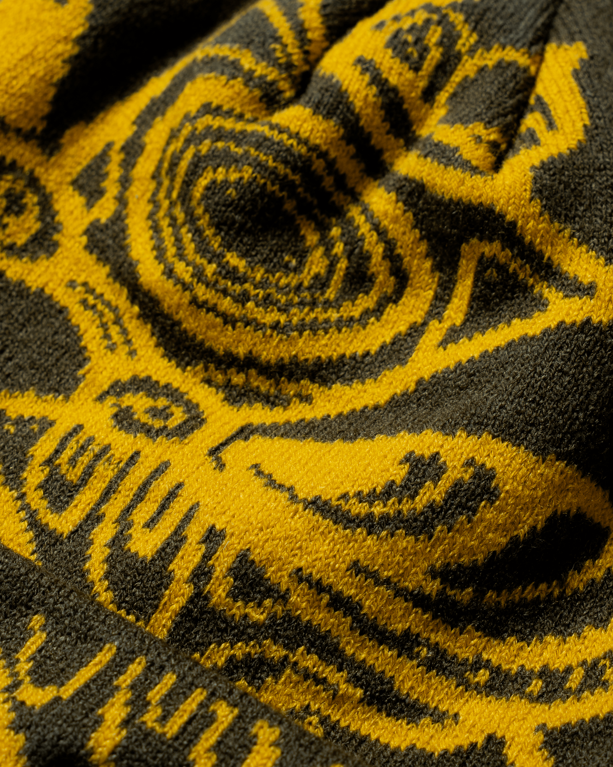 Yan Lion Jq Fold Beanie | Dark Brown-yellow