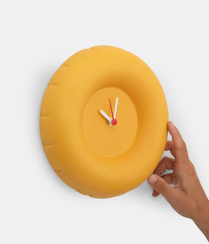 Clock 'HOLLY' matte | Bone
