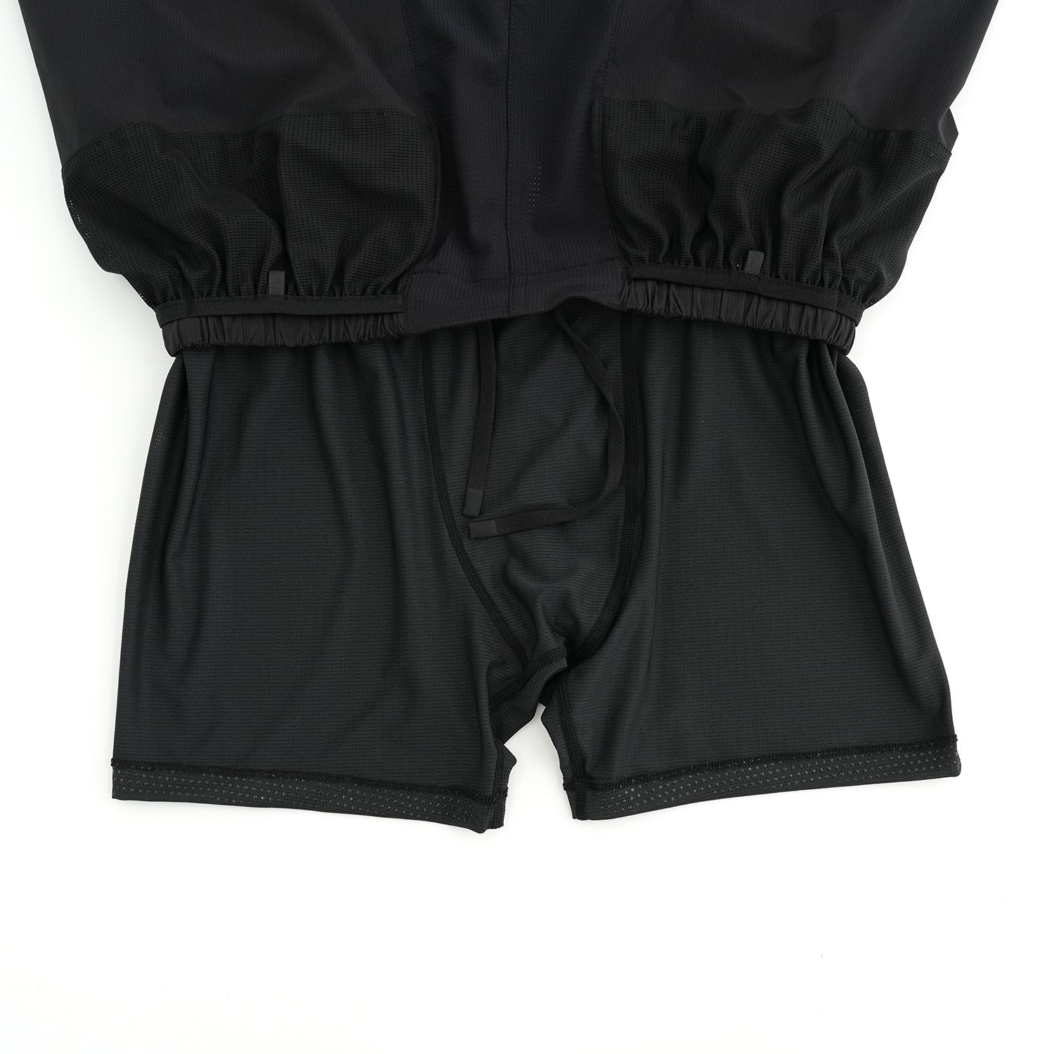 Light Flow Shorts | Black
