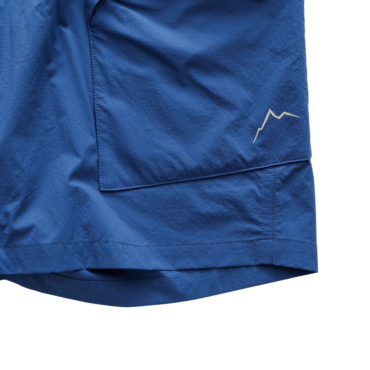 Light Cargo Shorts | Blue