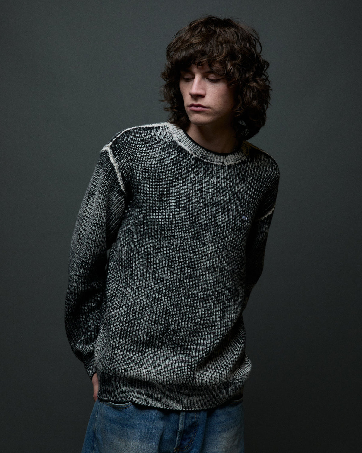 obey-spray-effect-sweater-dark-black-multi
