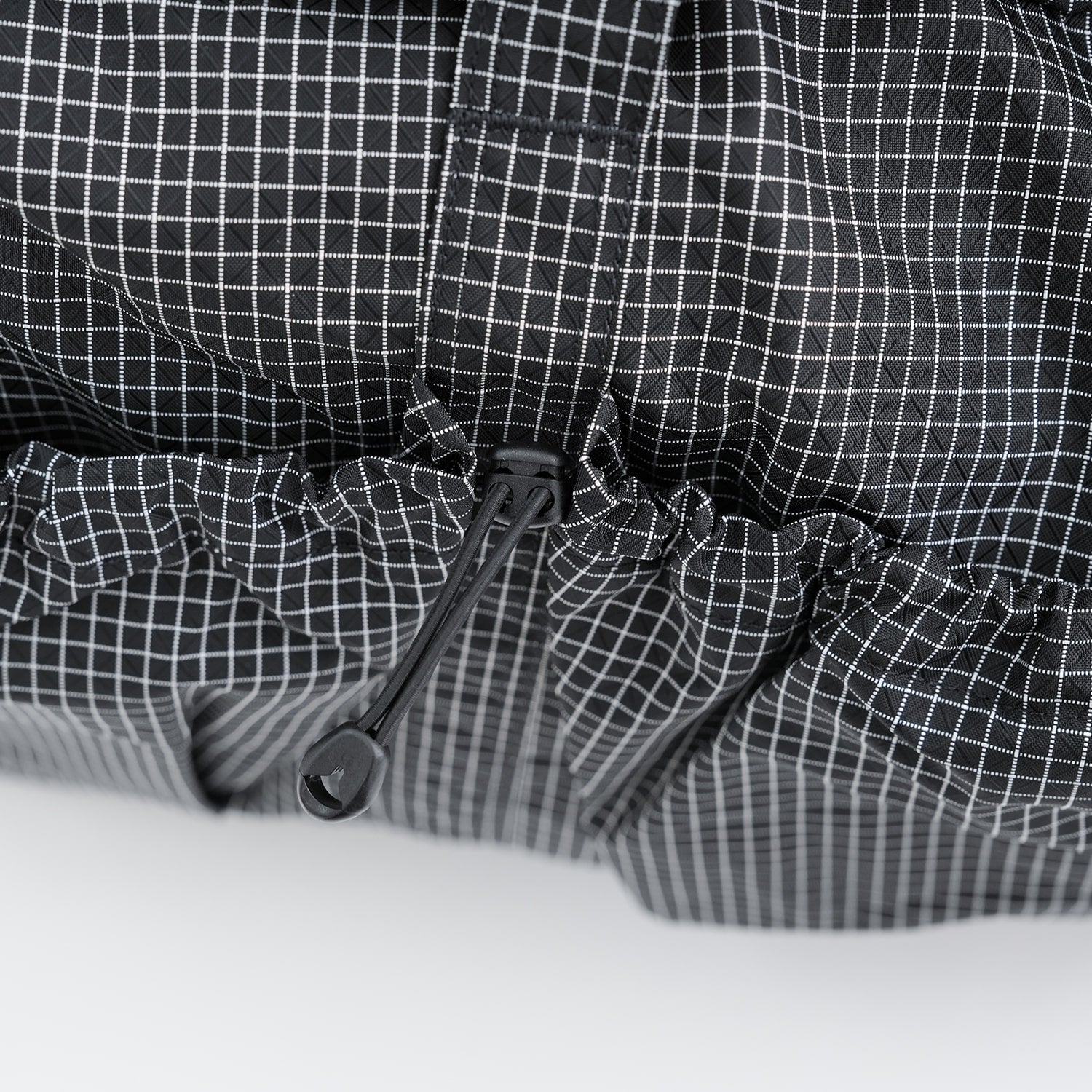 Race Bag (cayl grid) | Black