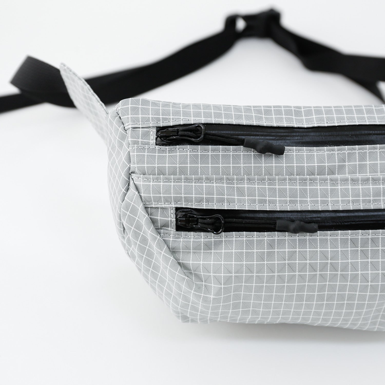 Grid Fanny | Grey