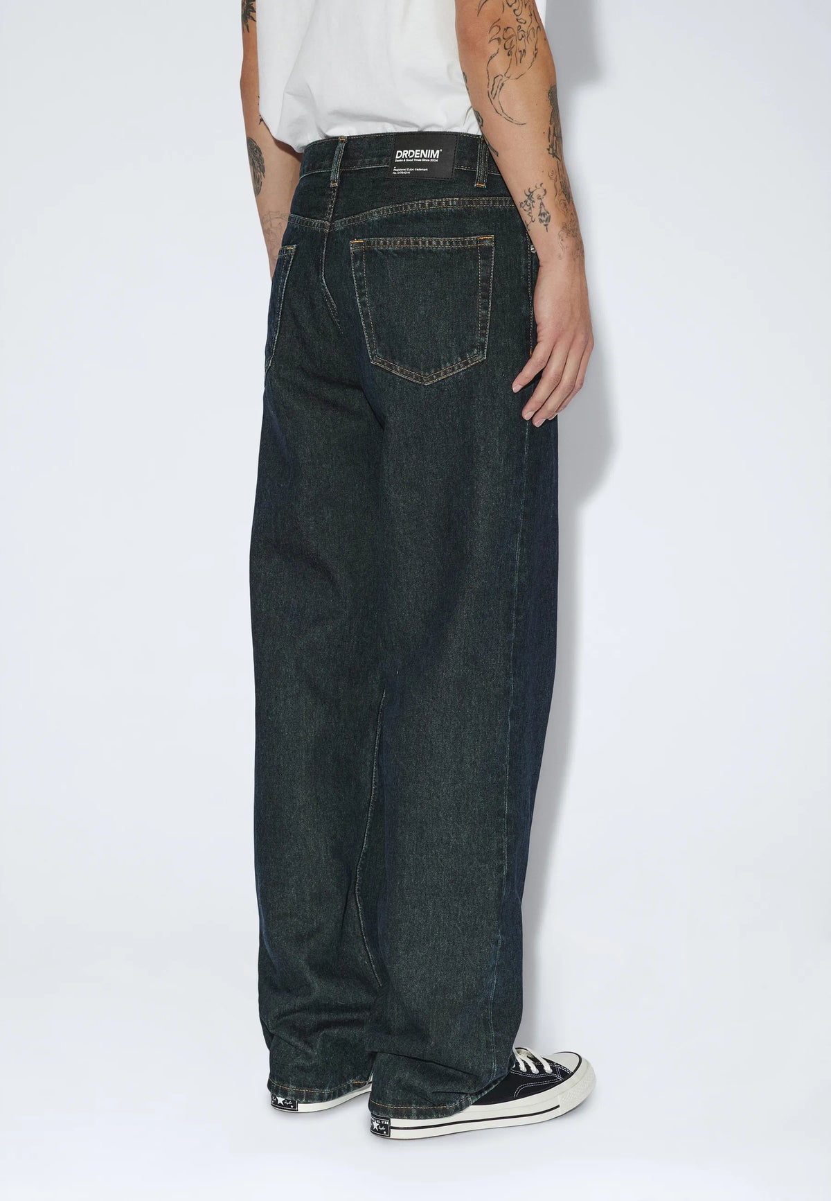 Omar Relaxed | Kodiak Dark Retro