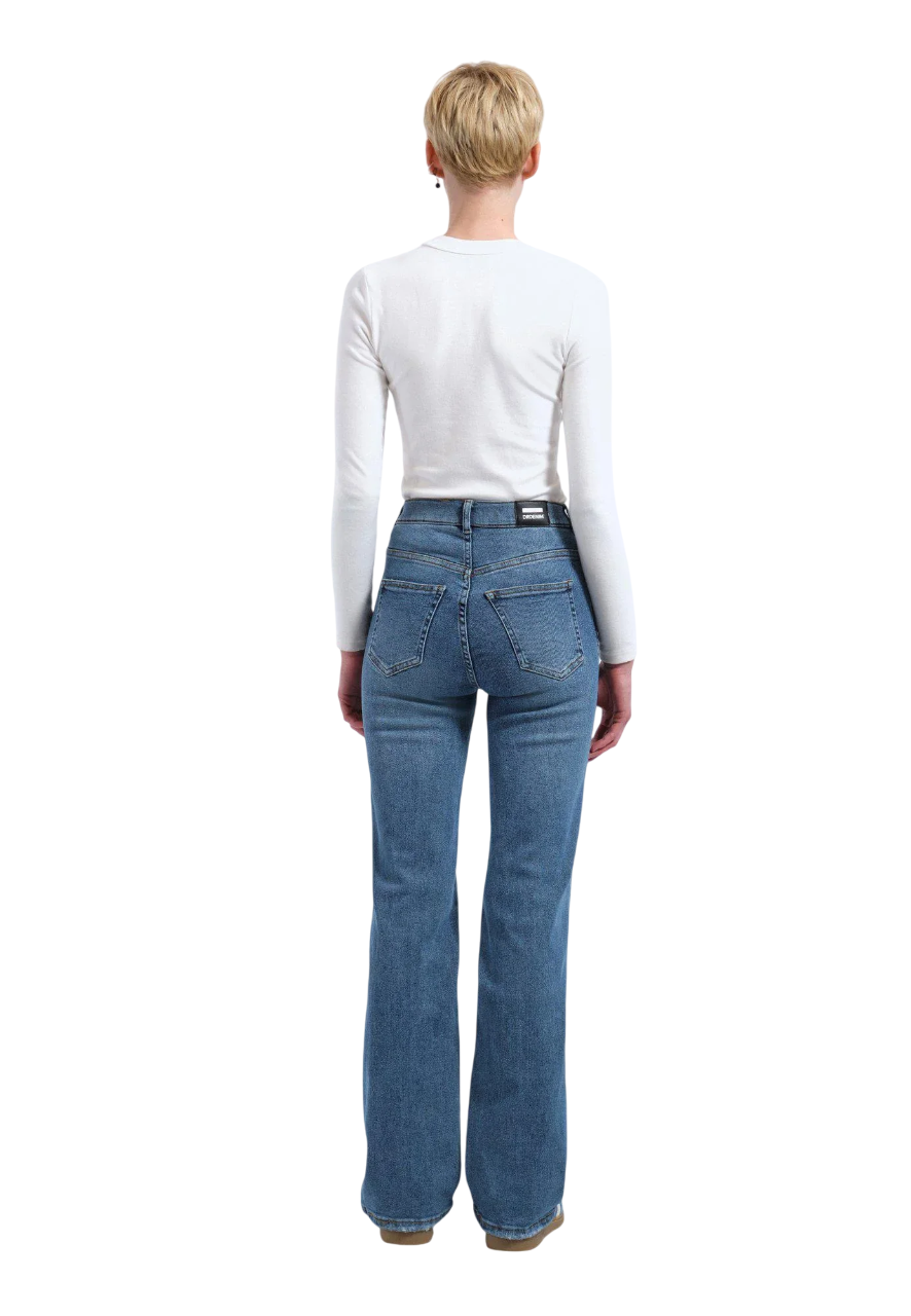 Moxy Straight - Cape Sky Worn Hem