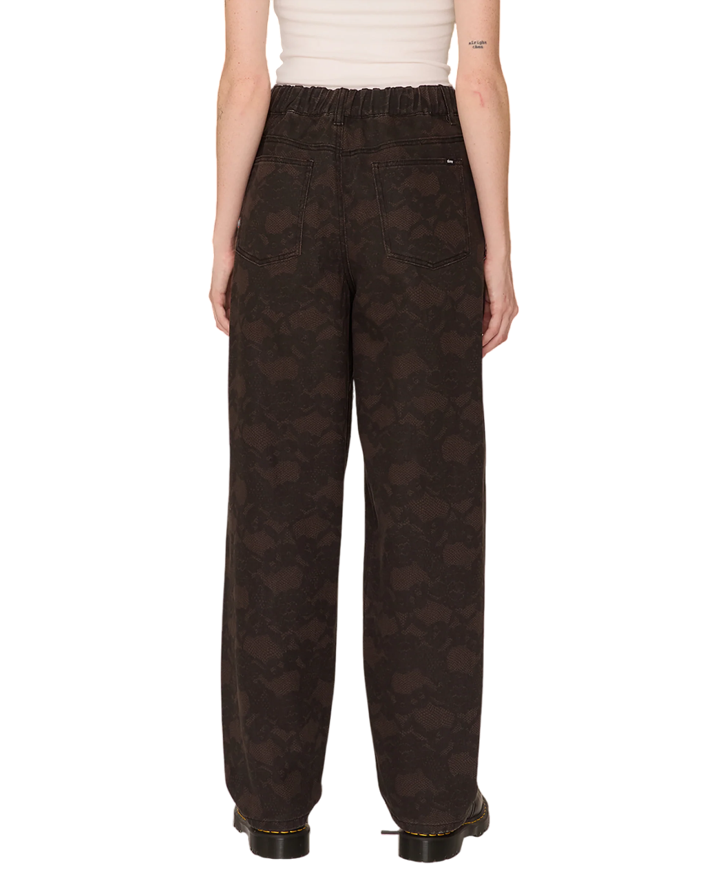Leah III Printed Baggy 5 Pocket Pant | Chocolate