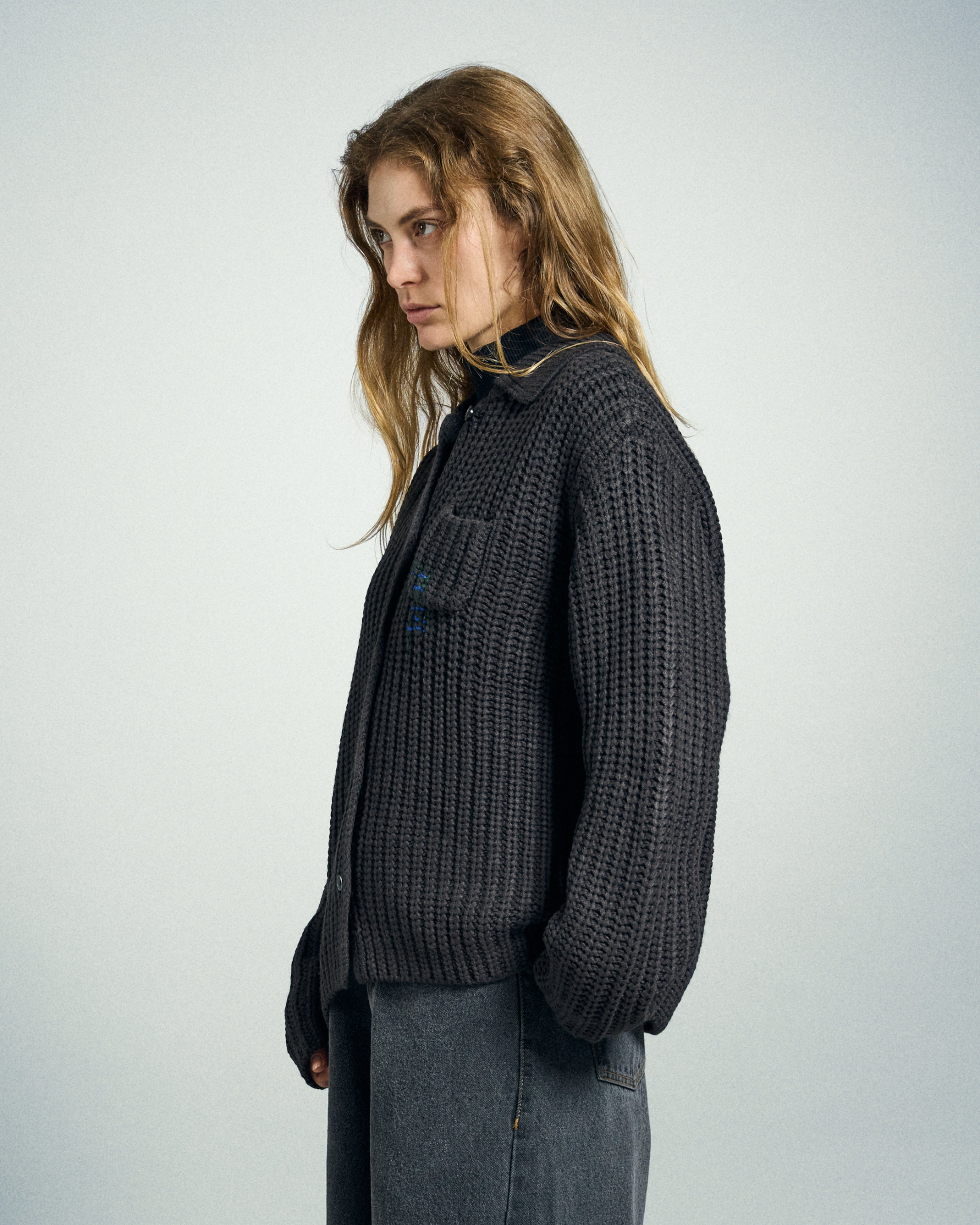 obey-julian-button-down-sweater-asphalt