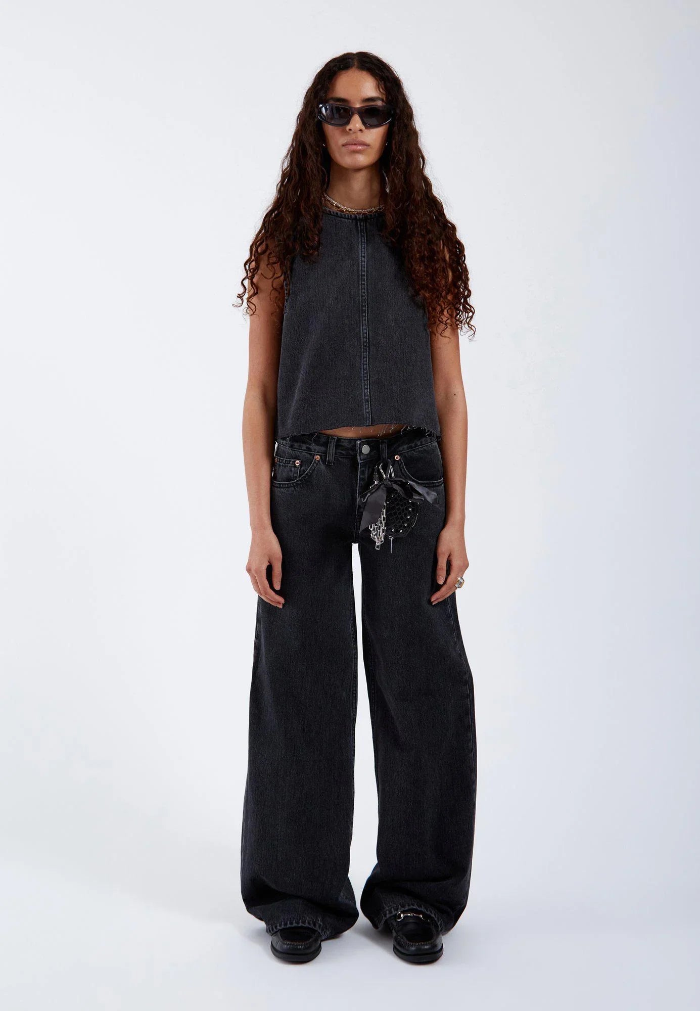 Rhue - Retro Black