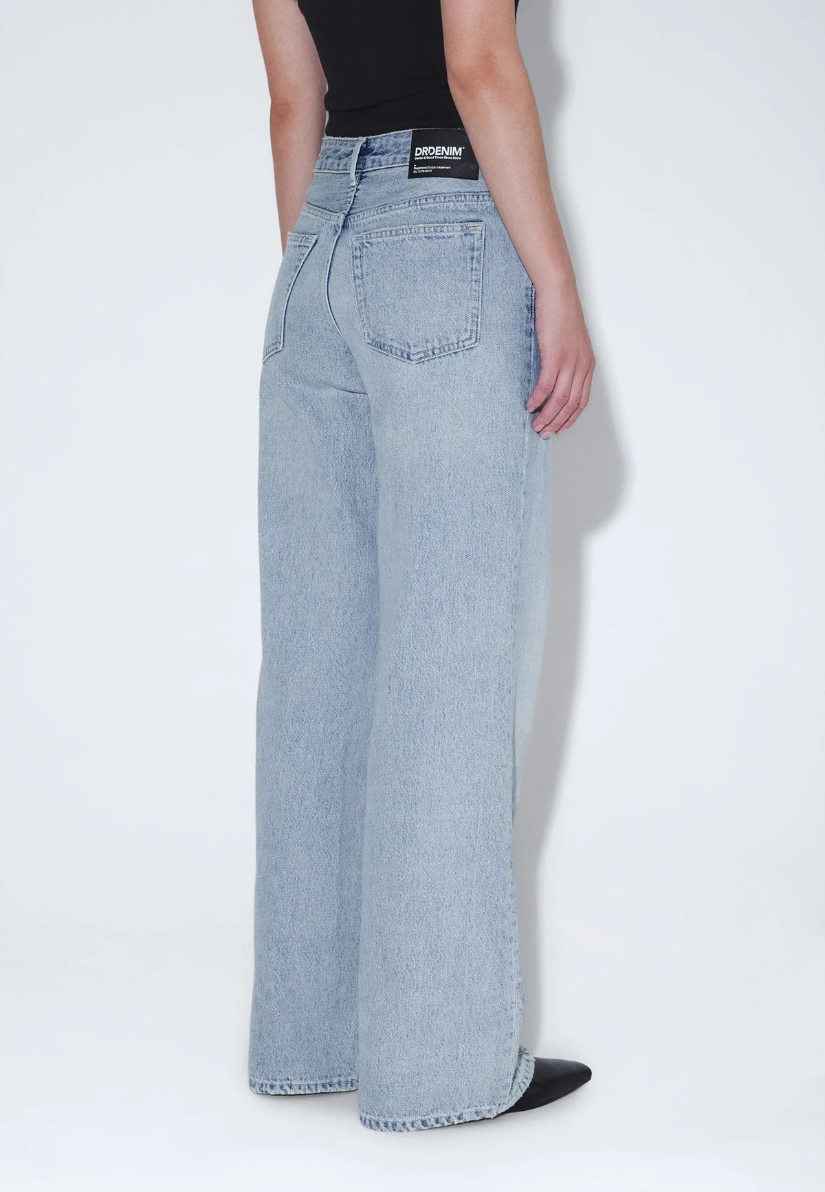 Rhue Low Wide | Drift Pale Used