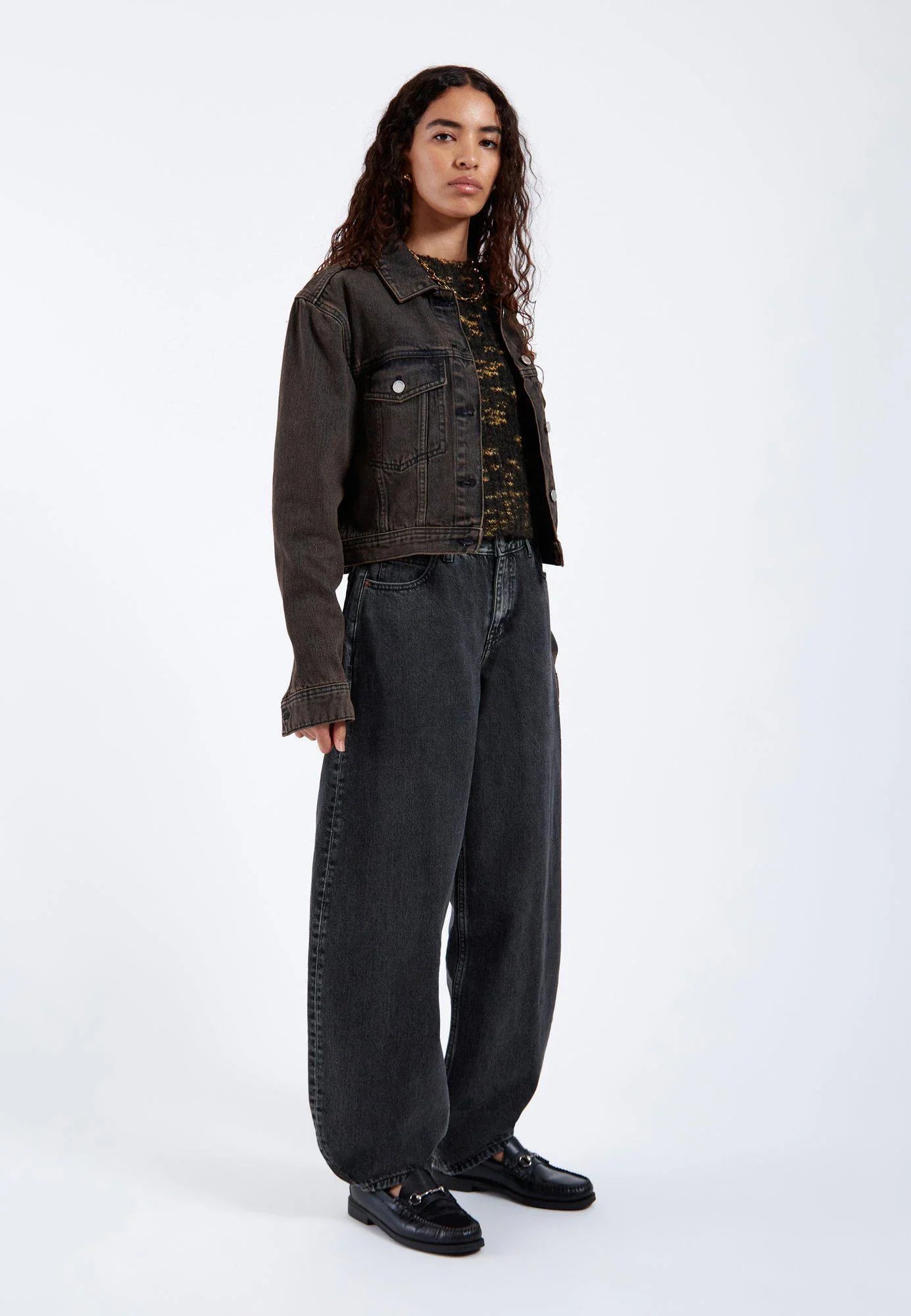Nanci - Aged Black