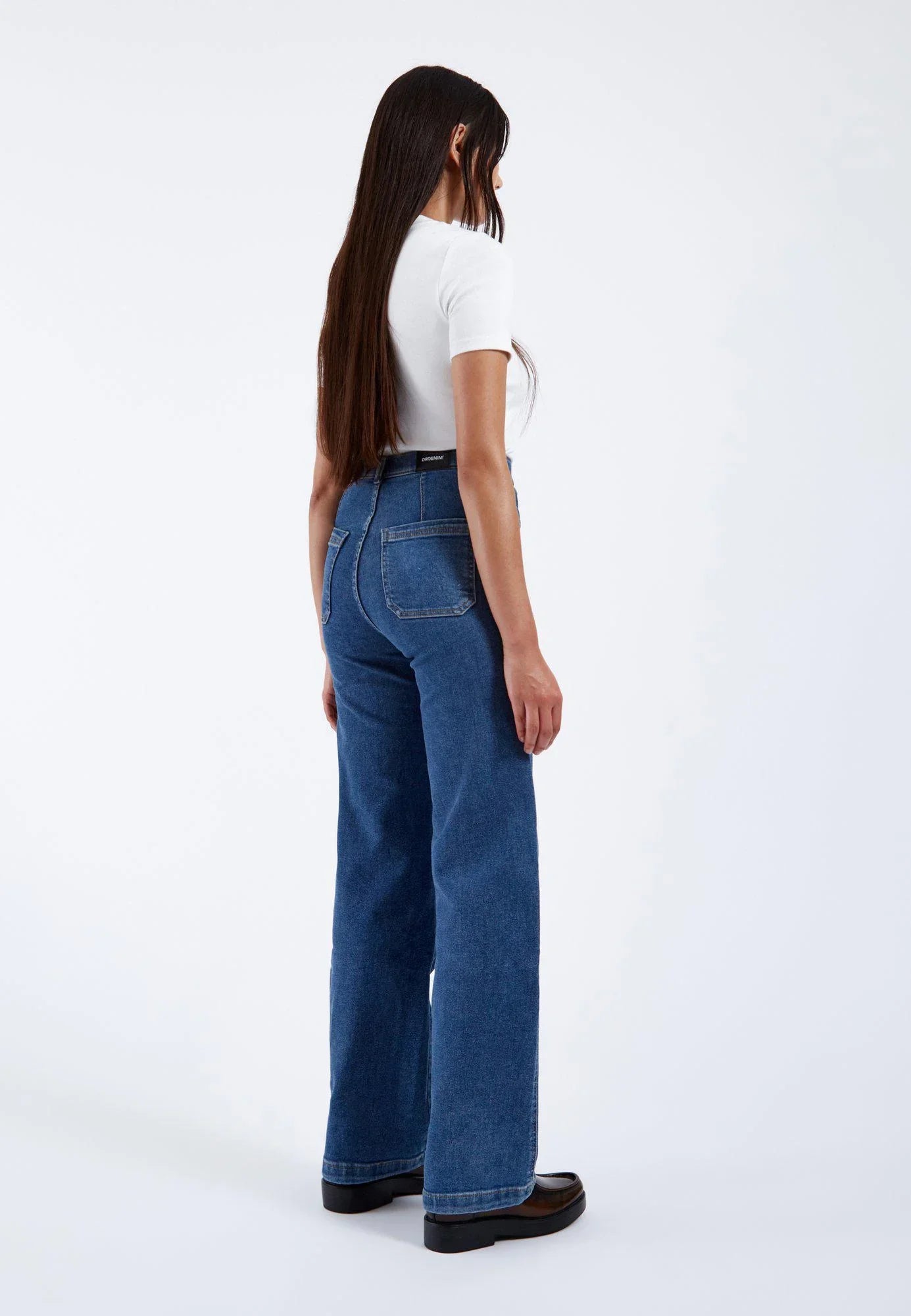 Moxy Straight Patch Pocket - Cape Mid Retro