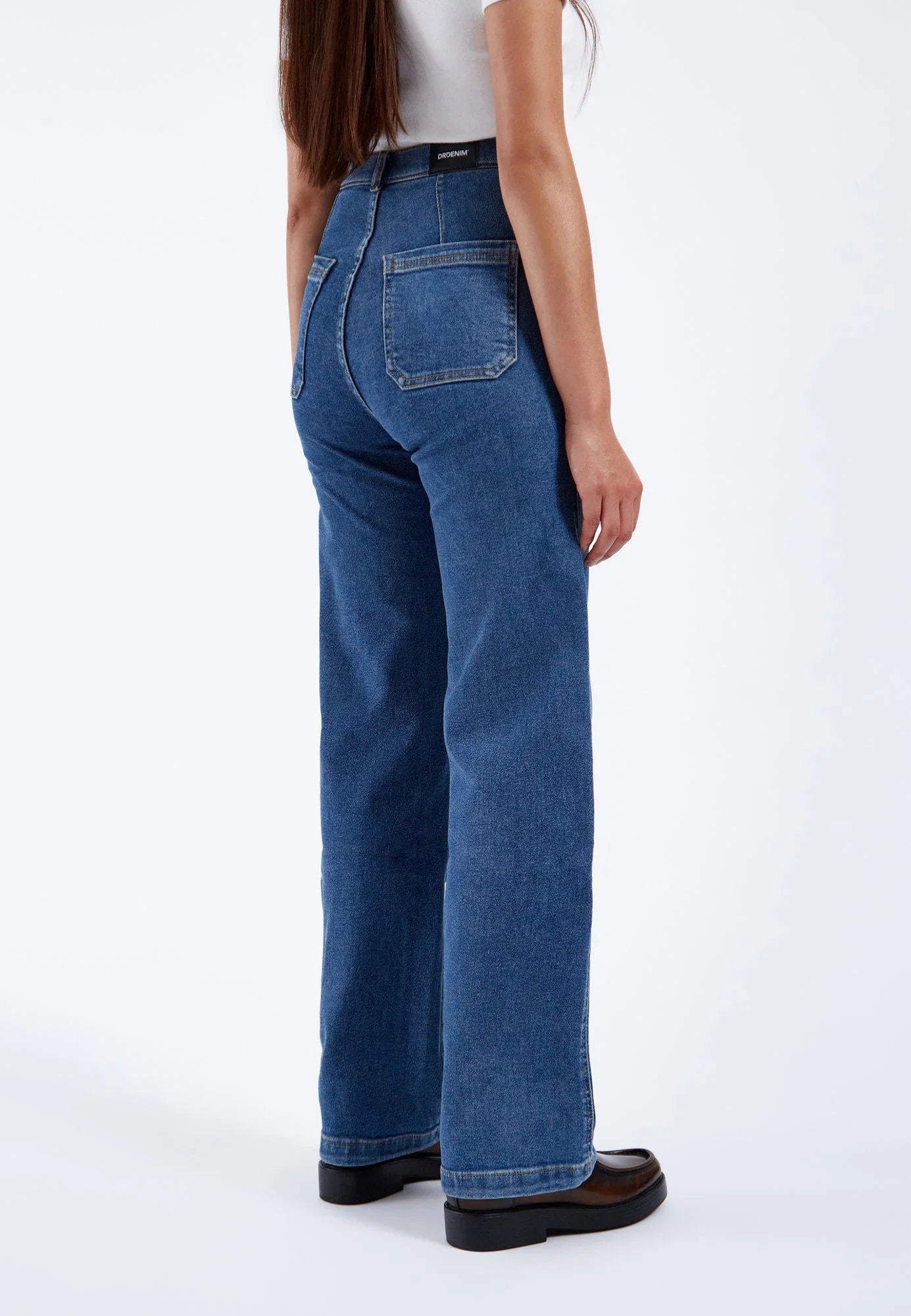 Moxy Straight Patch Pocket - Cape Mid Retro