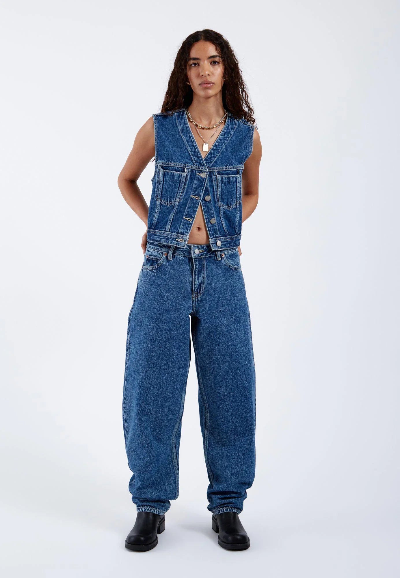 Tina Top - Stream Mid Retro