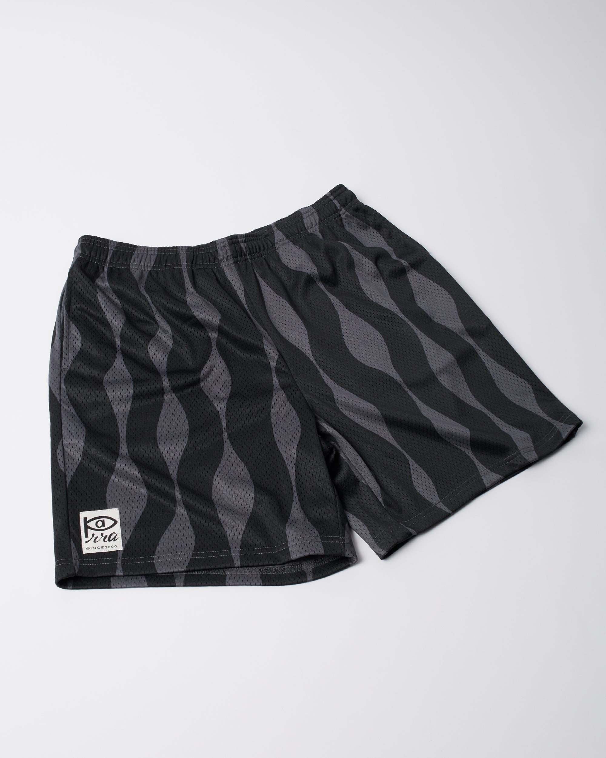 Waved Mesh Shorts | Black