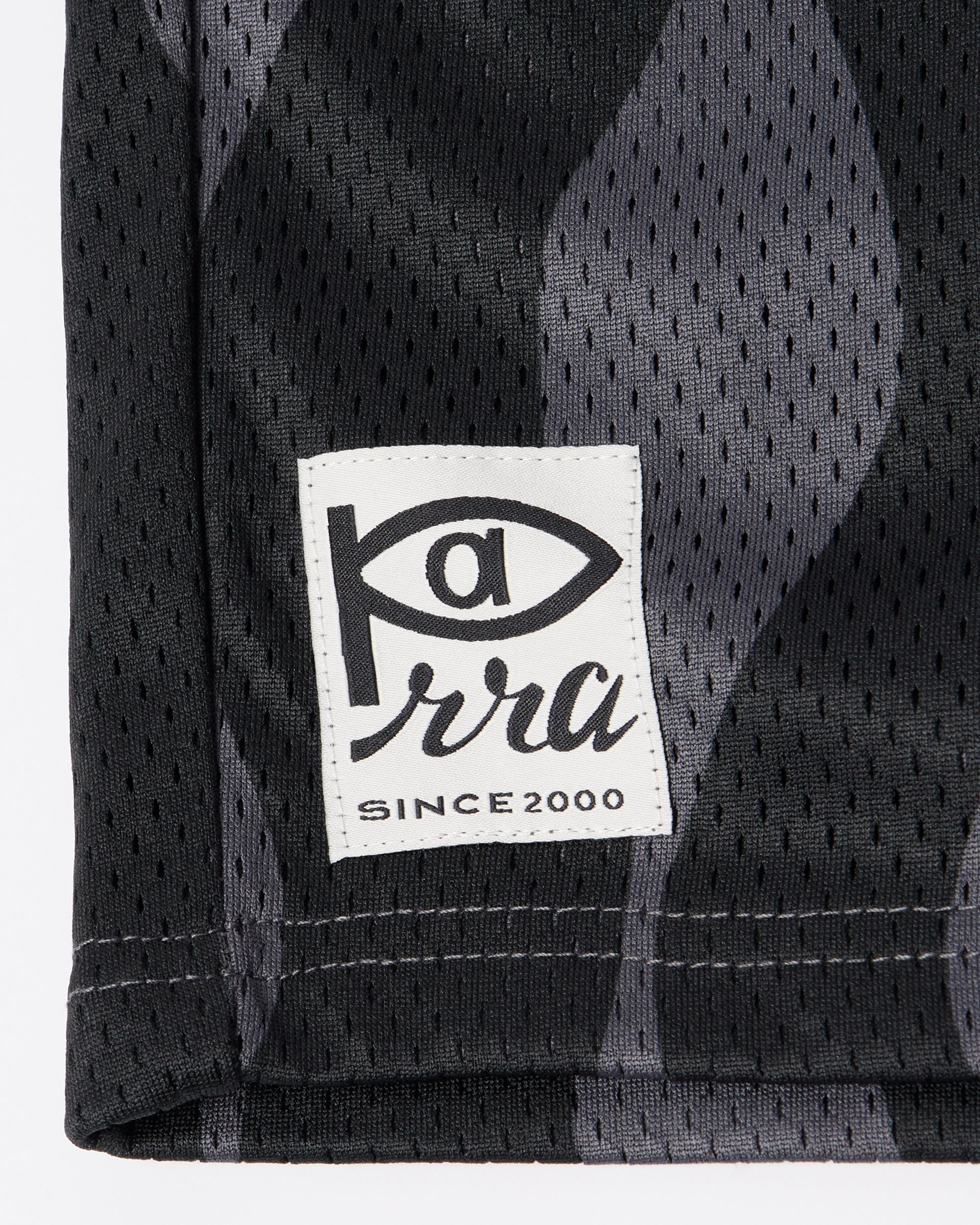 Waved Mesh Shorts | Black