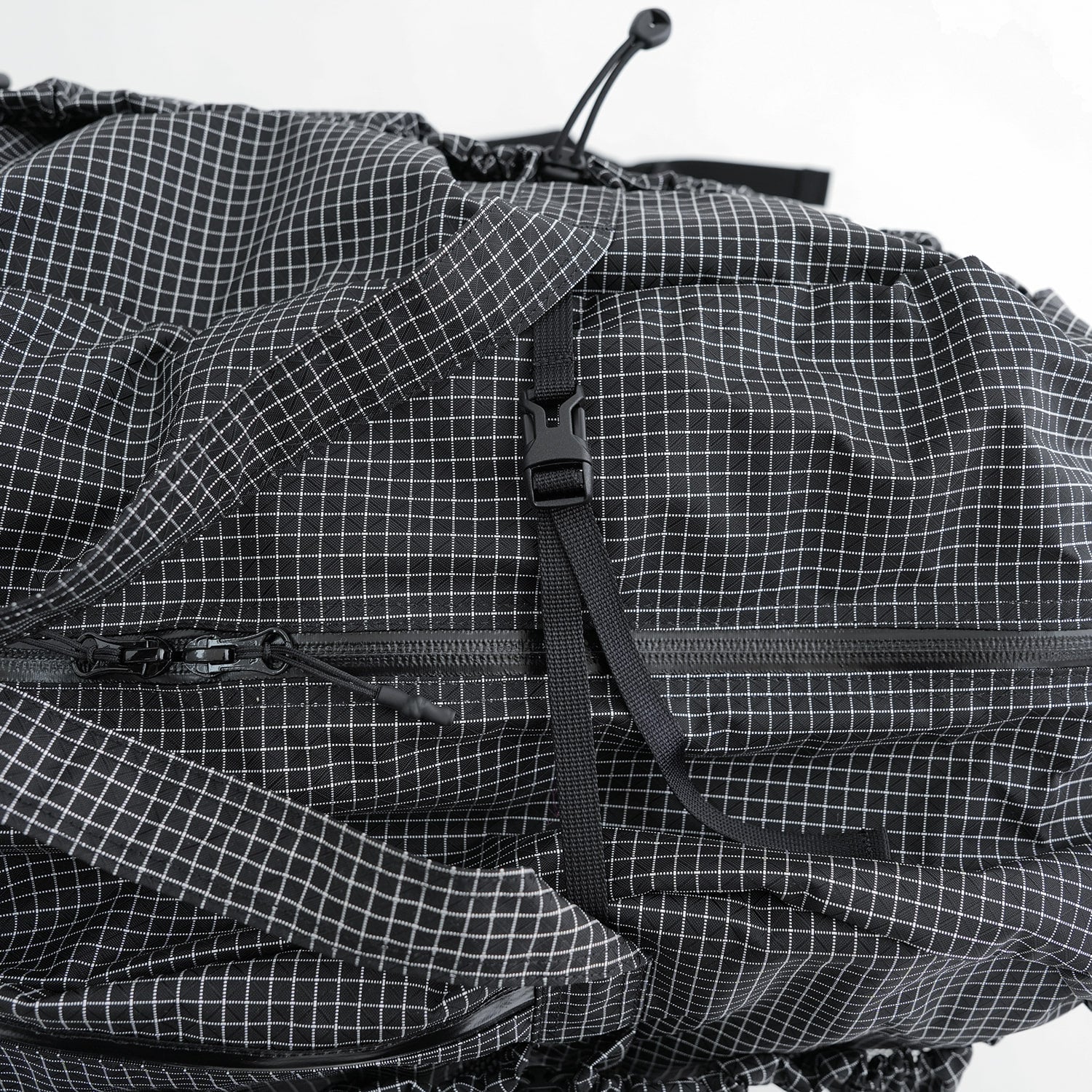 Race Bag (cayl grid) | Black