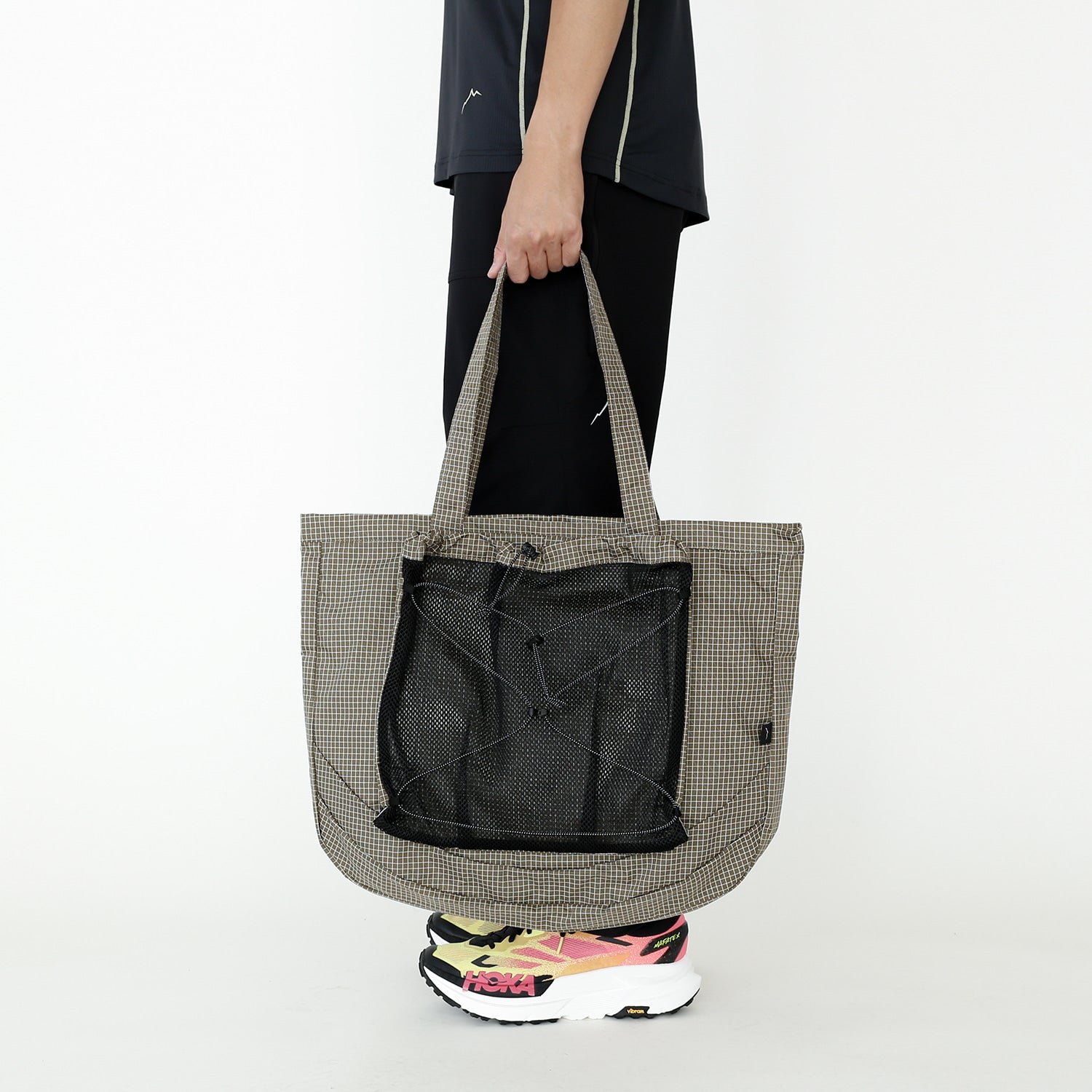 Trail Tote | Grid Khaki