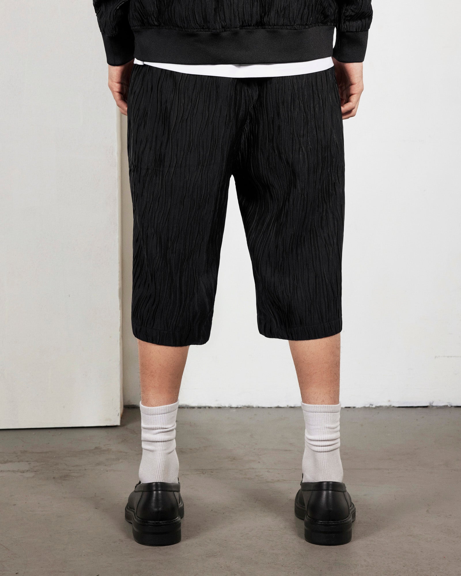 Disguise Shorts | Black