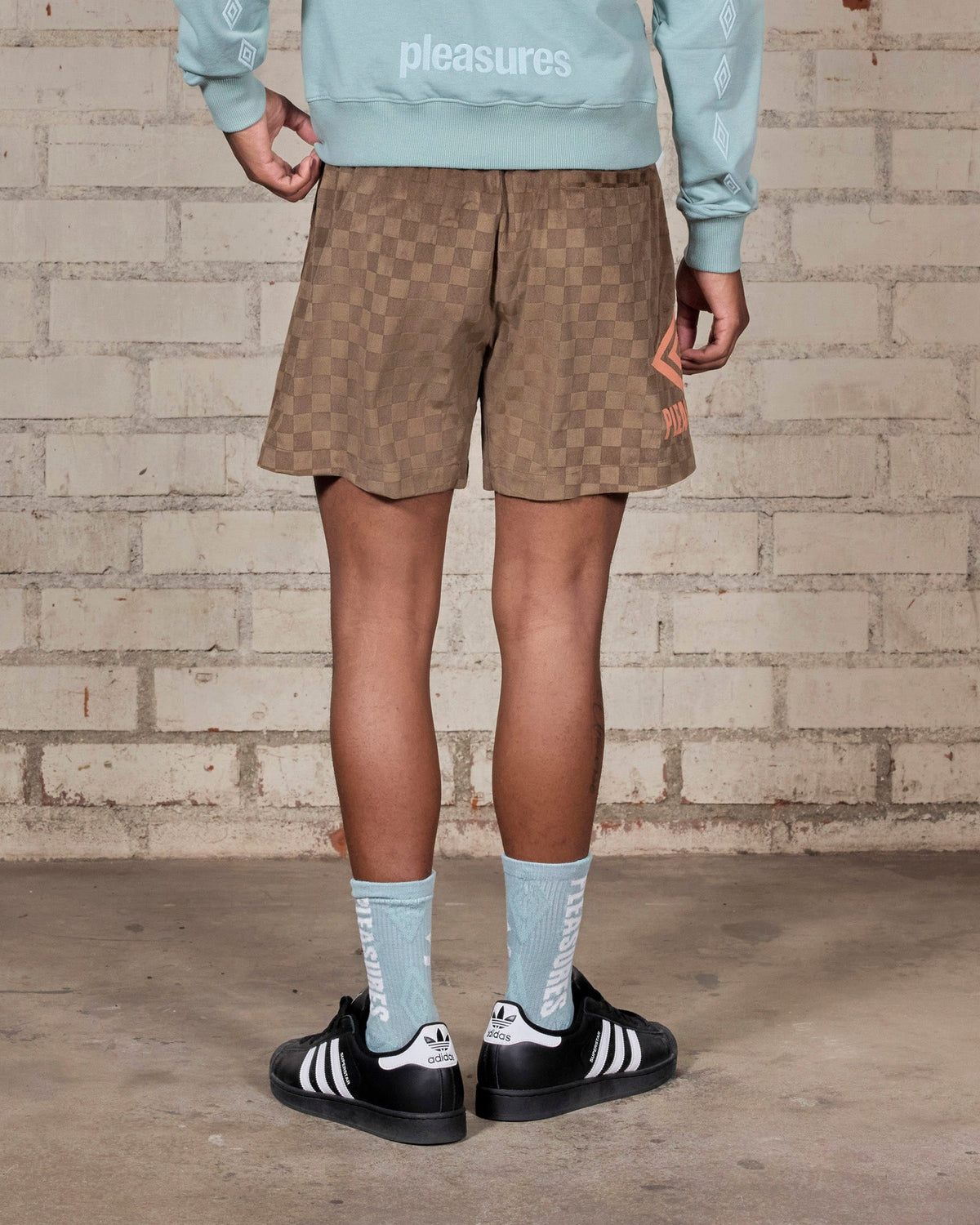 Umbro X Pleasures Classic Shorts | Brown