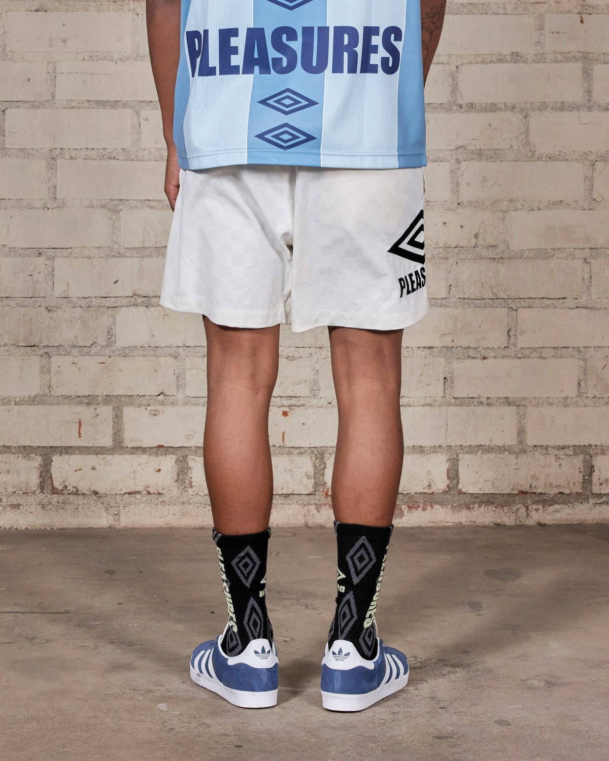 Umbro X Pleasures Classic Shorts | Cream