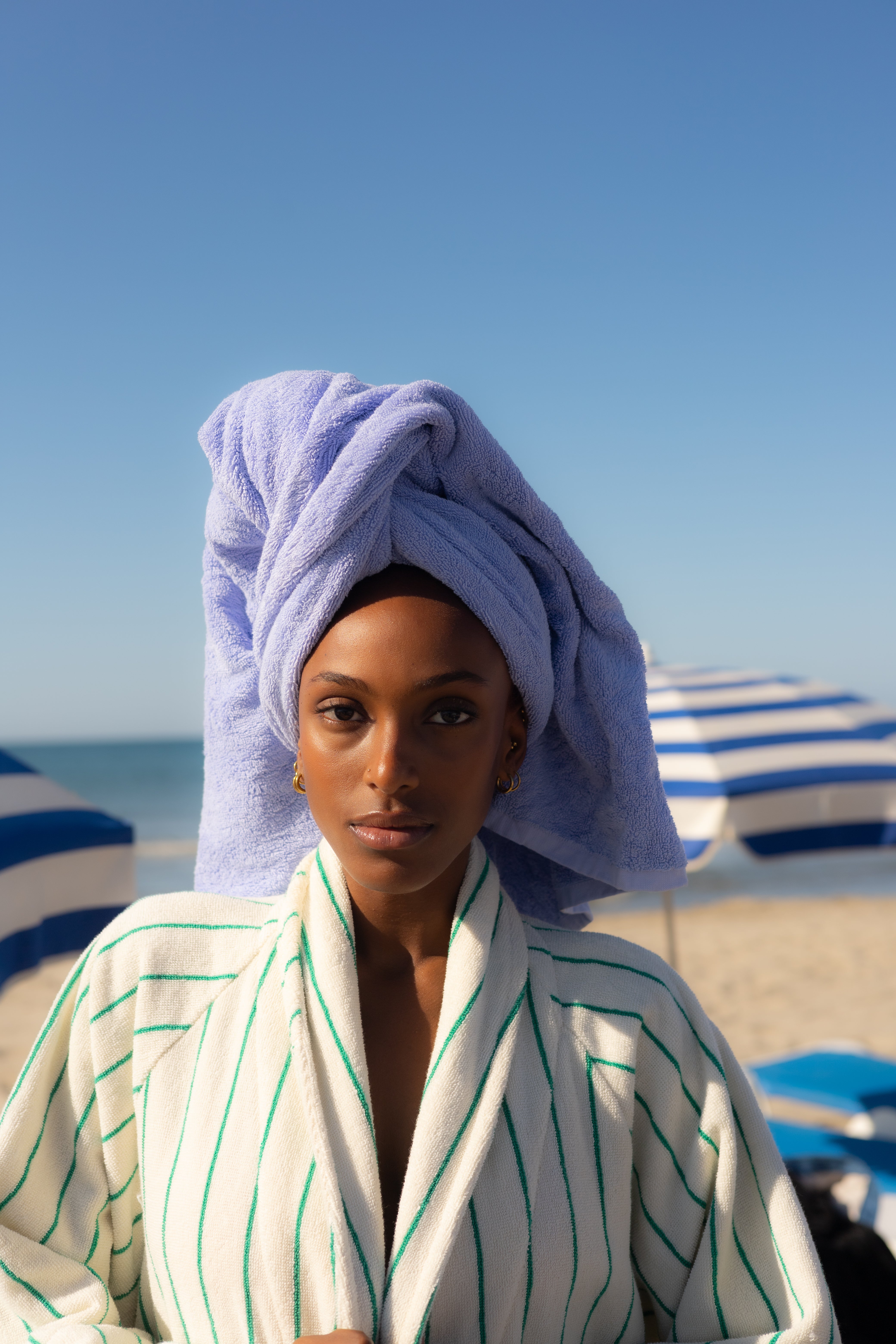 Naram Bathrobe, pure white & grass