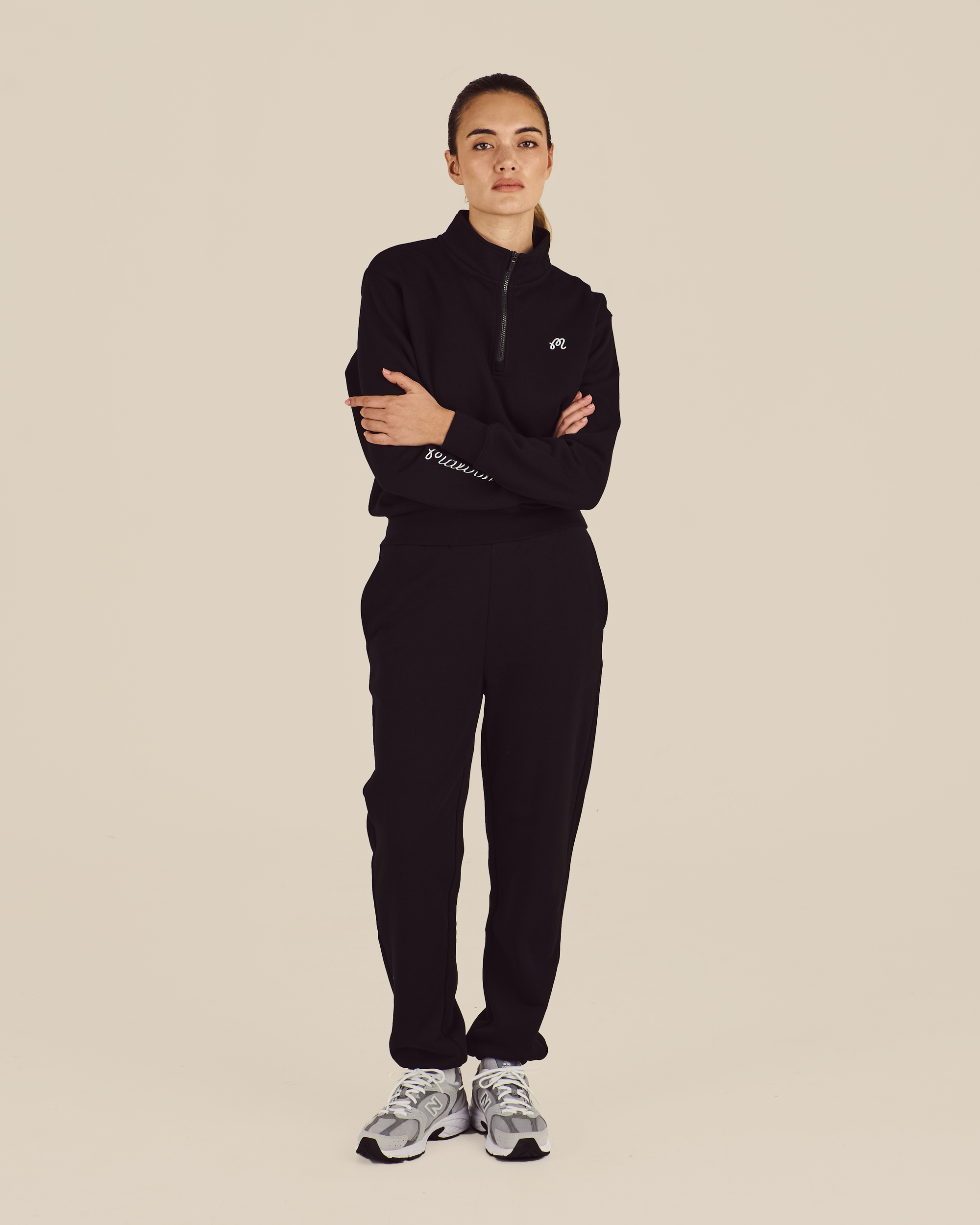 Delilah Sweatshirt | Black