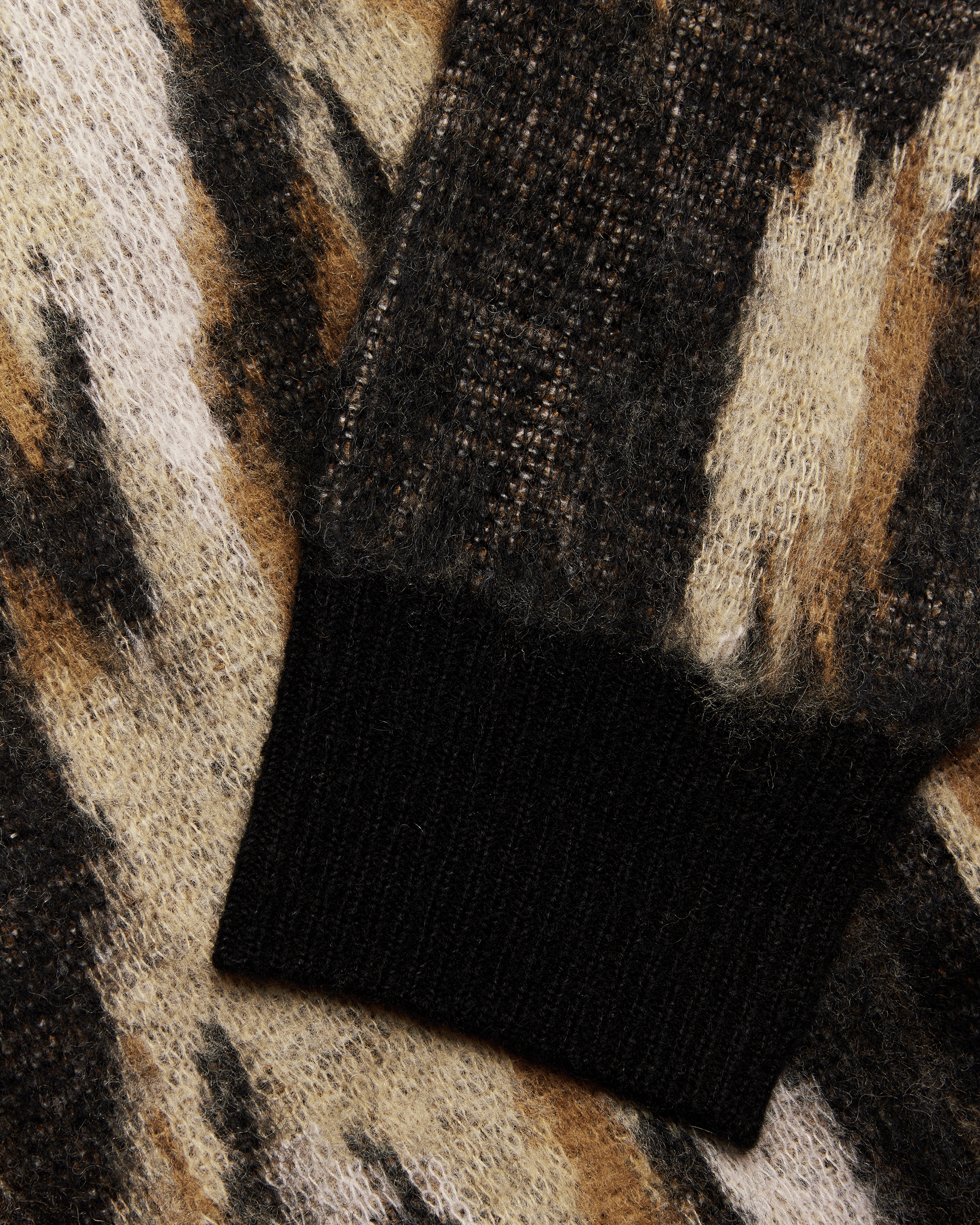Oni Multi Cardigan | Sand-black