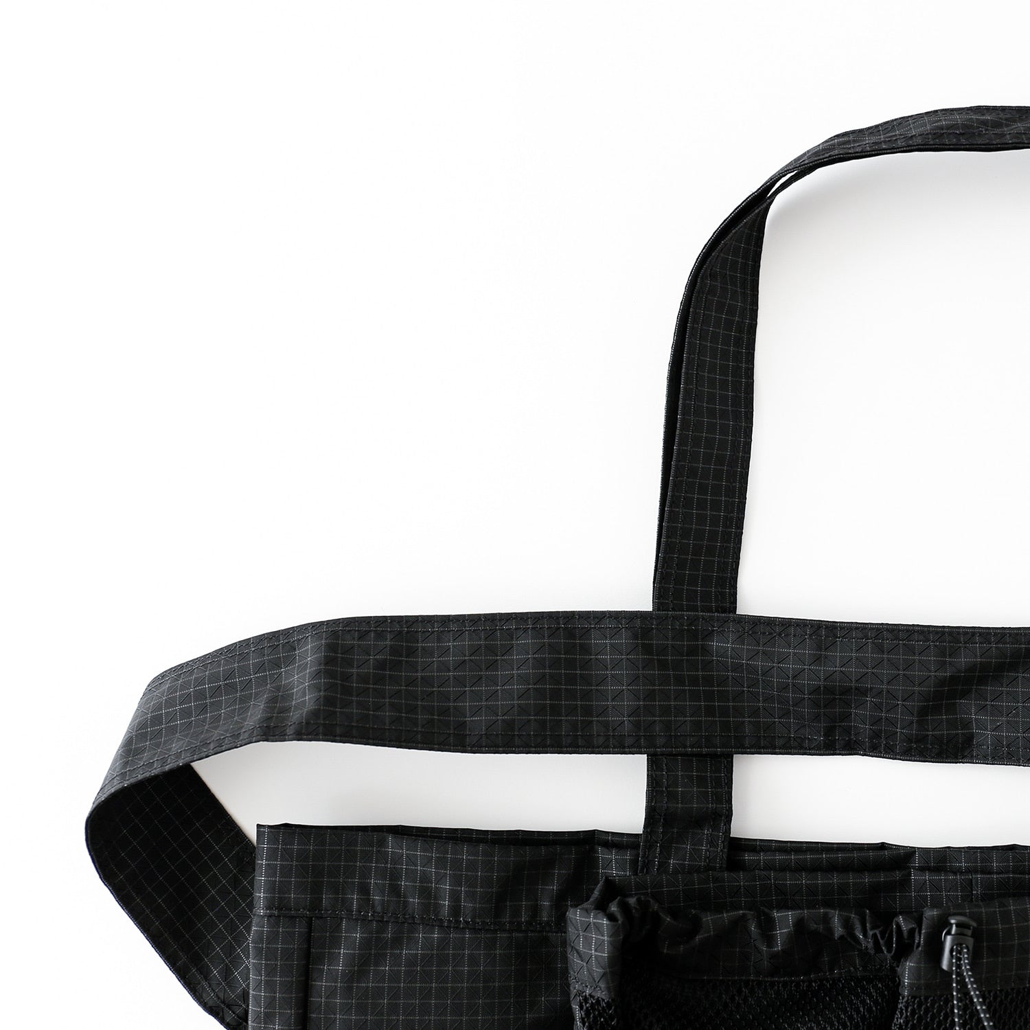 Trail Tote | Grid Black