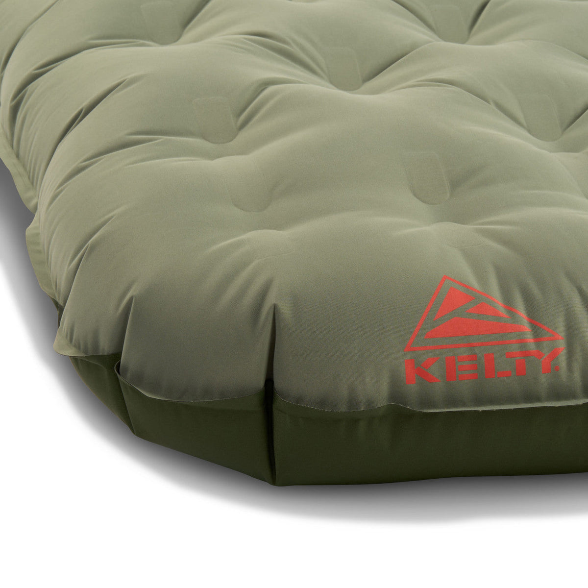 Fully recycled brushed fabric upper creates a soft-touch sleep surface
